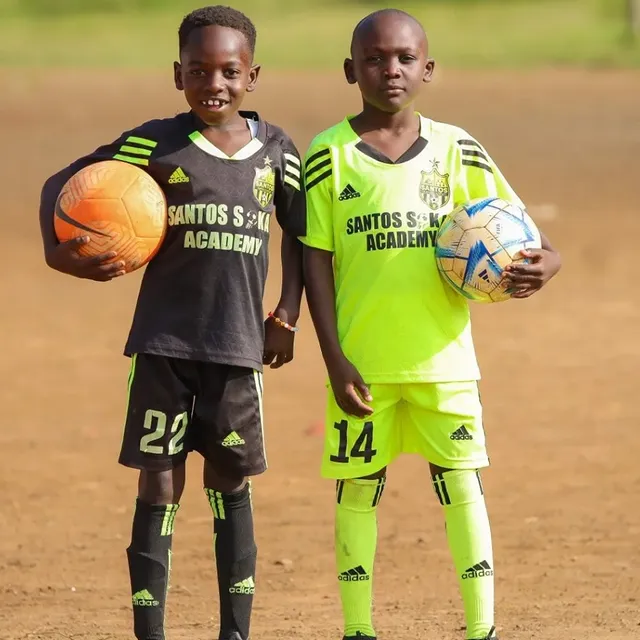 Santos Soka Academy — Teammates ready in the academy kit