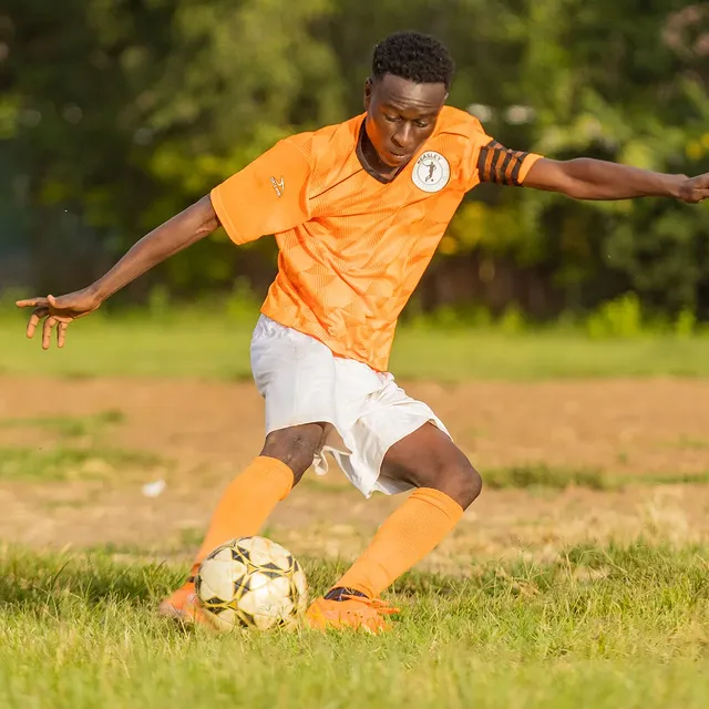 Santos Soka Academy — Running onto a through ball in orange